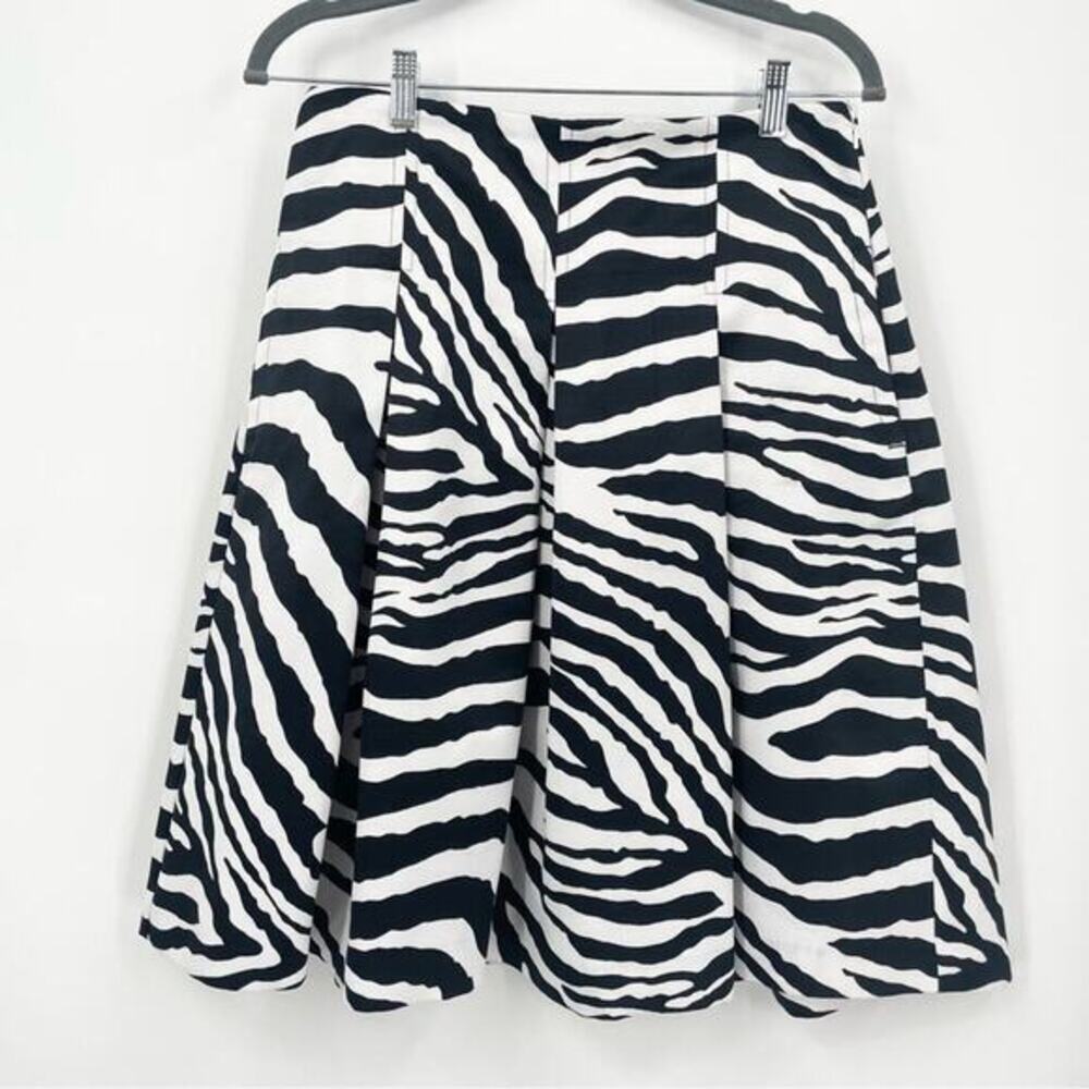 Express‎ Zebra Animal Print Pleated Skirt Size 8 Glam Baddie